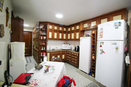 Apartamento à venda com 190m², 3 quartos e 2 vagasCozinha