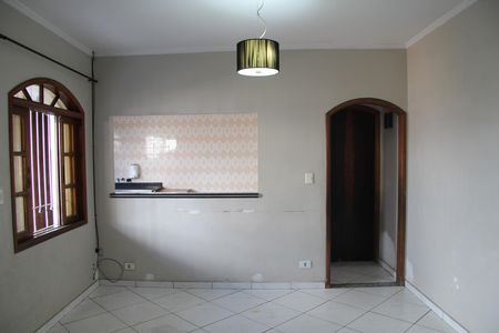 Casa para alugar com 250m², 3 quartos e 2 vagasSala