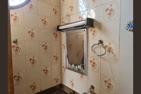 Casa para alugar com 250m², 3 quartos e 2 vagas Casa para alugar com 250m², 3 quartos e 2 vagasBanheiro da Suíte
