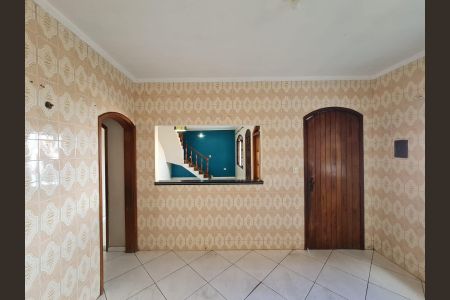 Casa para alugar com 250m², 3 quartos e 2 vagas Casa para alugar com 250m², 3 quartos e 2 vagasCozinha