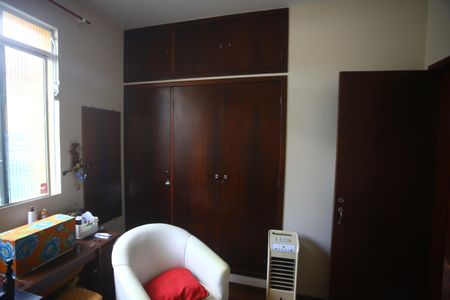 Casa à venda com 190m², 4 quartos e 2 vagasQuarto 2