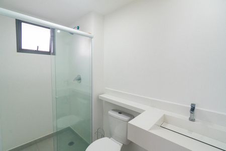 Apartamento para alugar com 55m², 2 quartos e 1 vaga Apartamento para alugar com 55m², 2 quartos e 1 vagaBanheiro da Suíte
