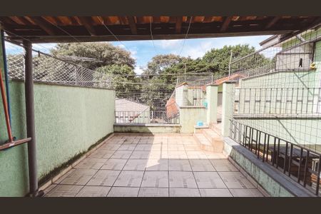 Casa à venda com 100m², 4 quartos e 2 vagasTerraço