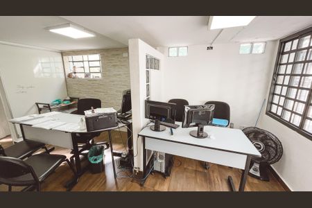 Casa à venda com 100m², 4 quartos e 2 vagasSala 1