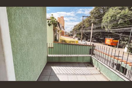 Casa à venda com 100m², 4 quartos e 2 vagasVaranda