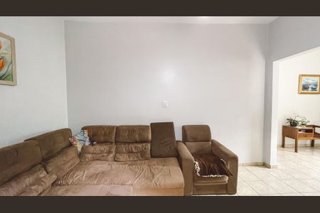 Casa à venda com 100m², 4 quartos e 2 vagasQuarto 1