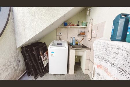Casa à venda com 100m², 4 quartos e 2 vagasÁrea de Serviço