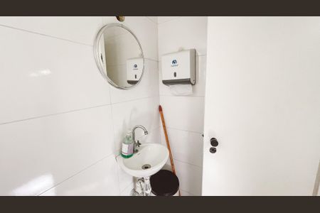 Casa à venda com 100m², 4 quartos e 2 vagasLavabo