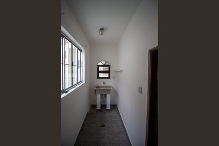 Casa para alugar com 45m², 1 quarto e 1 vagaÁrea de Serviço