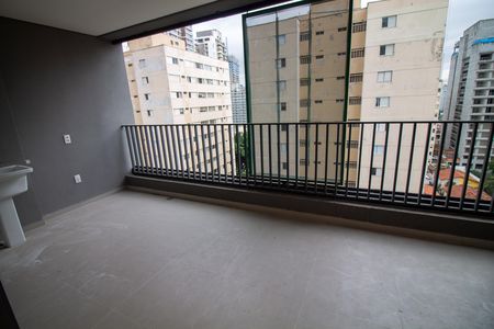 Apartamento à venda com 68m², 2 quartos e 1 vaga Apartamento à venda com 68m², 2 quartos e 1 vagaVaranda