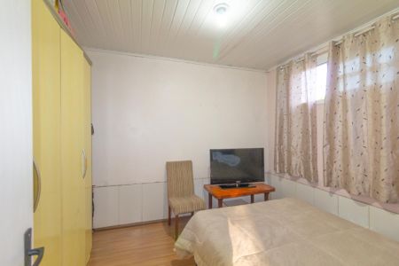 Casa à venda com 220m², 4 quartos e 2 vagasCasa 2 - Quarto 1