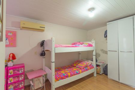 Casa à venda com 220m², 4 quartos e 2 vagasCasa 2 - Quarto 2