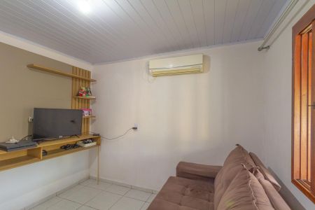 Casa à venda com 220m², 4 quartos e 2 vagasSala