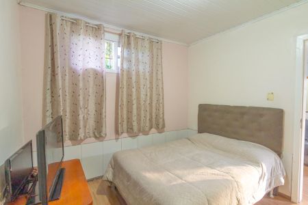 Casa à venda com 220m², 4 quartos e 2 vagasCasa 2 - Quarto 1