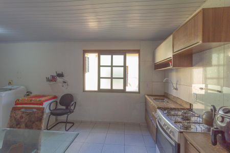 Casa à venda com 220m², 4 quartos e 2 vagasCozinha e Área de Serviço