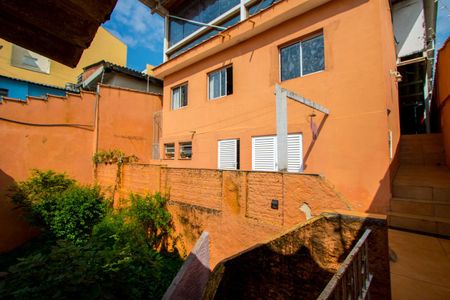 Casa à venda com 298m², 3 quartos e 5 vagas Casa à venda com 298m², 3 quartos e 5 vagasÁrea externa