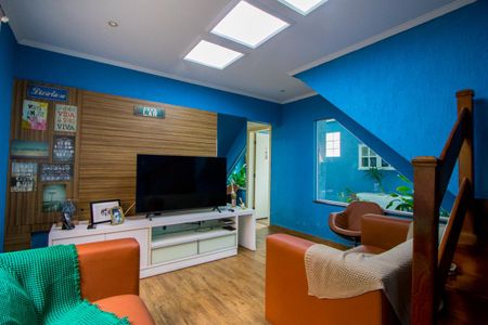 Casa à venda com 298m², 3 quartos e 5 vagas Casa à venda com 298m², 3 quartos e 5 vagasSala