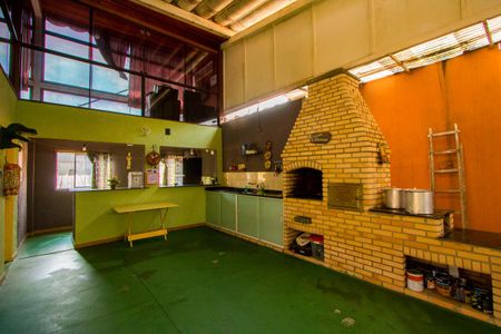 Casa à venda com 298m², 3 quartos e 5 vagas Casa à venda com 298m², 3 quartos e 5 vagasEspaço gourmet/Garagem