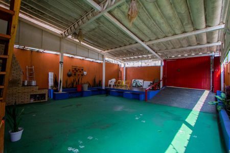 Casa à venda com 298m², 3 quartos e 5 vagas Casa à venda com 298m², 3 quartos e 5 vagasEspaço gourmet/Garagem