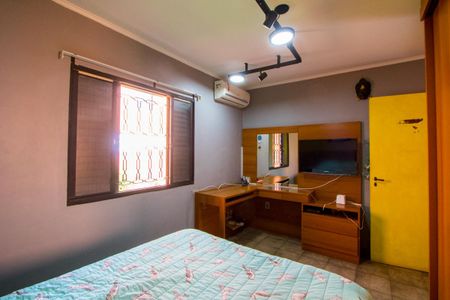 Casa à venda com 298m², 3 quartos e 5 vagas Casa à venda com 298m², 3 quartos e 5 vagasQuarto 3