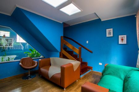 Casa à venda com 298m², 3 quartos e 5 vagas Casa à venda com 298m², 3 quartos e 5 vagasSala