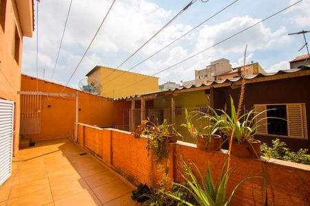 Casa à venda com 298m², 3 quartos e 5 vagas Casa à venda com 298m², 3 quartos e 5 vagasÁrea externa