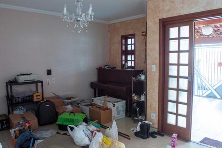 Casa para alugar com 80m², 2 quartos e 1 vagaSala
