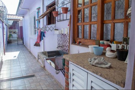 Casa para alugar com 80m², 2 quartos e 1 vagaÁrea de Serviço
