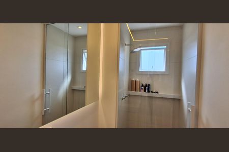 Apartamento à venda com 69m², 2 quartos e 2 vagas Apartamento à venda com 69m², 2 quartos e 2 vagasBanheiro Social