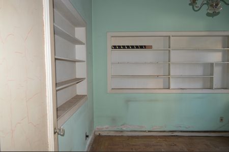 Casa para alugar com 391m², 6 quartos e 3 vagasEscritório