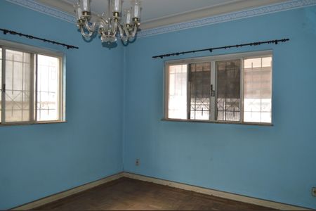 Casa para alugar com 391m², 6 quartos e 3 vagasSala