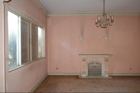 Casa para alugar com 391m², 6 quartos e 3 vagasSala