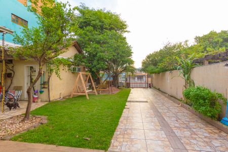 Casa à venda com 172m², 3 quartos e 2 vagasGaragem