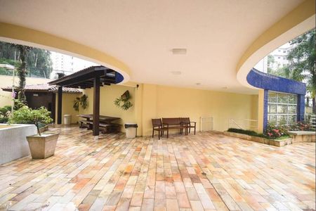 Apartamento à venda com 167m², 3 quartos e 3 vagas Apartamento à venda com 167m², 3 quartos e 3 vagasÁrea comum