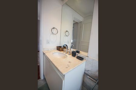 Apartamento à venda com 167m², 3 quartos e 3 vagasBanheiro da Suíte 2