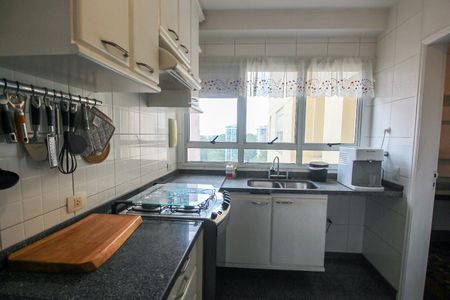 Apartamento à venda com 167m², 3 quartos e 3 vagasCozinha