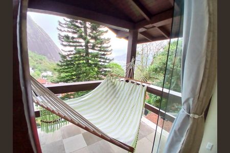 Casa à venda com 354m², 6 quartos e 2 vagas