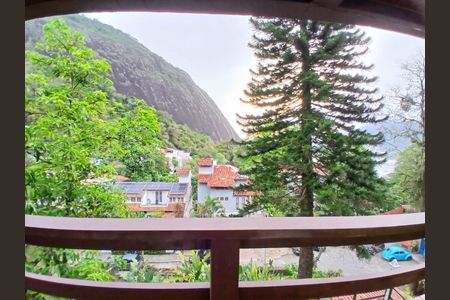 Casa à venda com 354m², 6 quartos e 2 vagas