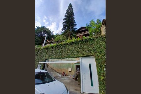 Casa à venda com 354m², 6 quartos e 2 vagas