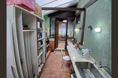 Casa à venda com 354m², 6 quartos e 2 vagas