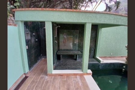 Casa à venda com 354m², 6 quartos e 2 vagas