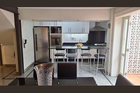 Casa à venda com 150m², 3 quartos e 2 vagas