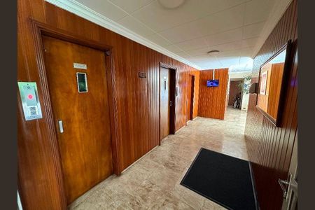 Apartamento à venda com 102m², 3 quartos e 2 vagasElevadores