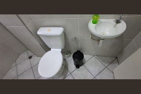 Casa à venda com 141m², 4 quartos e 4 vagasBanheiro Suíte 4