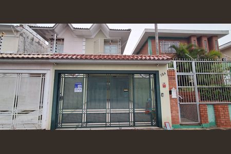 Casa à venda com 141m², 4 quartos e 4 vagasFachada