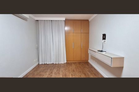 Casa à venda com 141m², 4 quartos e 4 vagasSuíte 3