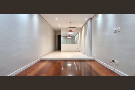 Casa à venda com 141m², 4 quartos e 4 vagasSala