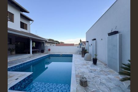 Casa para alugar com 270m², 3 quartos e 3 vagas Casa para alugar com 270m², 3 quartos e 3 vagasPiscina
