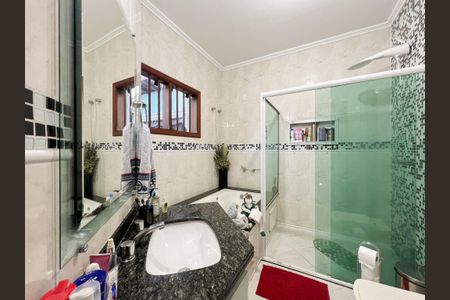 Casa para alugar com 270m², 3 quartos e 3 vagas Casa para alugar com 270m², 3 quartos e 3 vagasBanheiro da Suíte