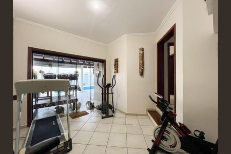 Casa para alugar com 270m², 3 quartos e 3 vagas Casa para alugar com 270m², 3 quartos e 3 vagasSala de TV